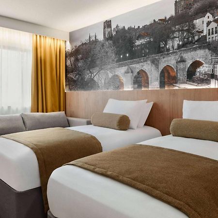 Super 8 By Wyndham Durham Hotel Luaran gambar